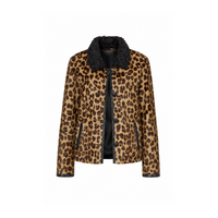 Chaqueta Salvaje animal print con astracán, diseño Sandra Vukasovic Punta Arenas